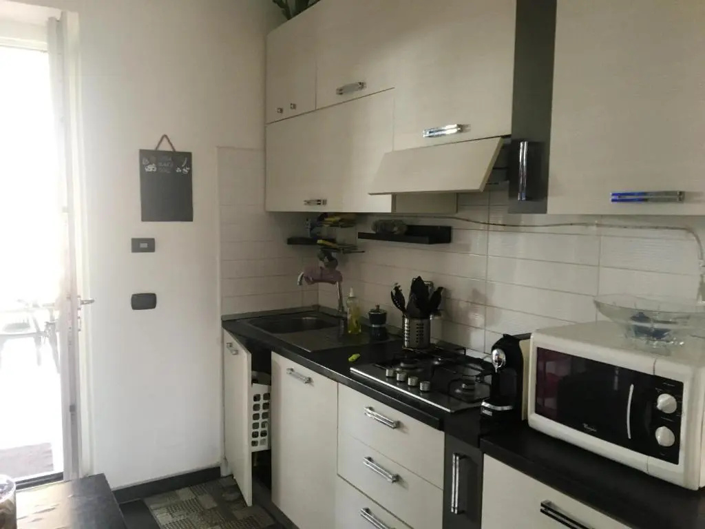 2 bedrooms appartement with enclosed garden and wifi at Cioccatelli 1 km away from the beach