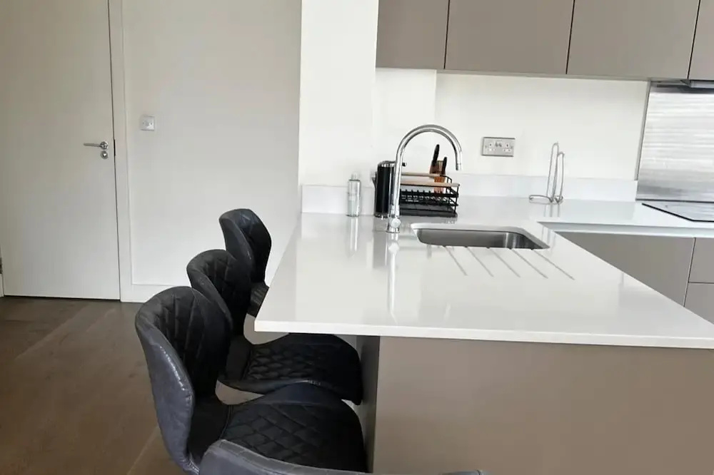 Luxury 2 Bed In Royal Arsenal, Family Ok, Balcony