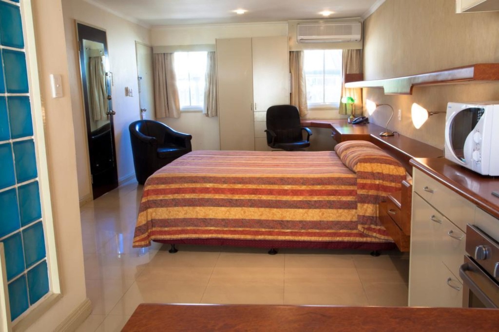 Gateway Hotel