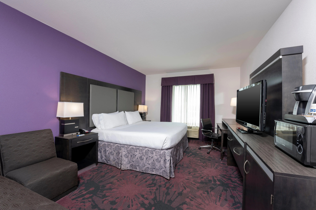 Holiday Inn Express & Suites Columbus - Polaris, an IHG Hotel