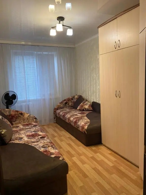 2 комнатная квартира, до 6 спальных мест(КБ-75,Ашан, Метро,Эпицентр)