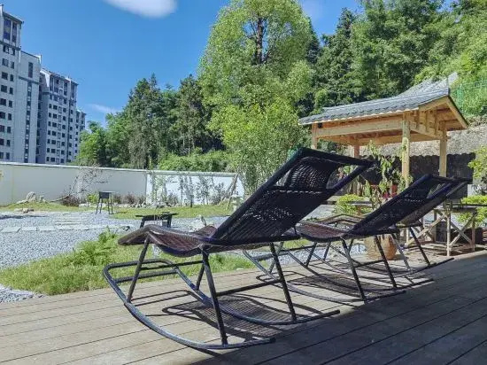 Taining Extraordinary Companion Mountain Residence