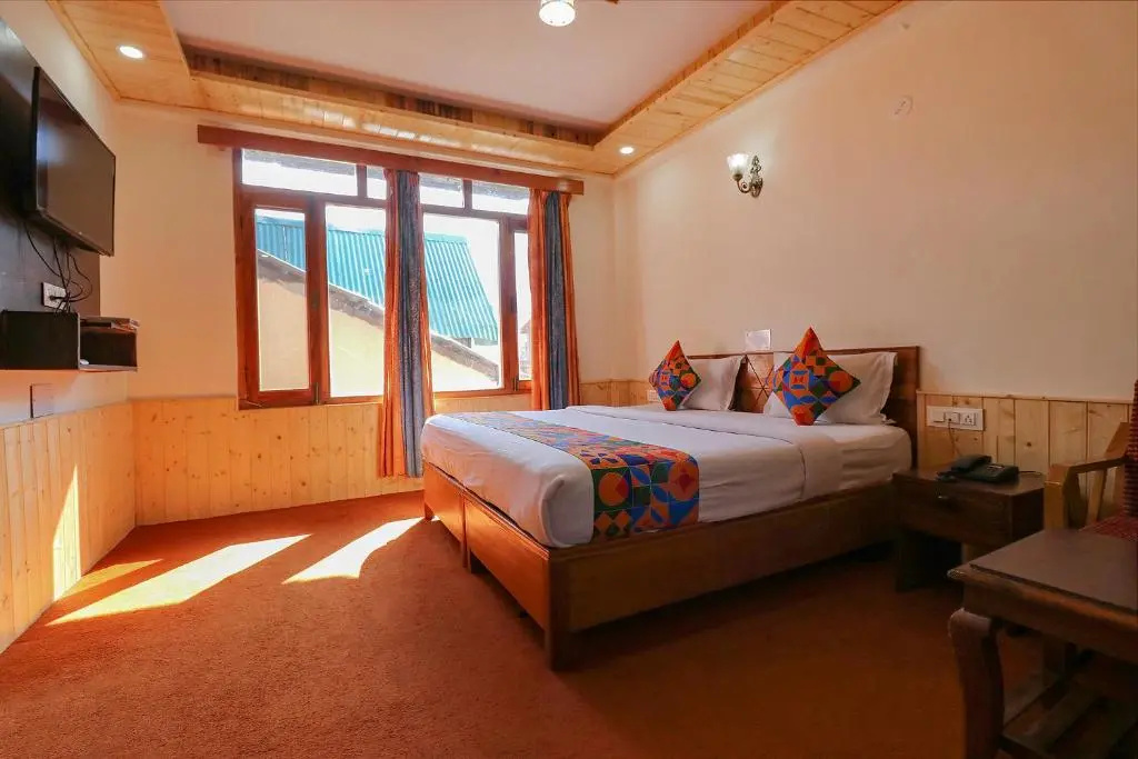 Fabhotel Shandela