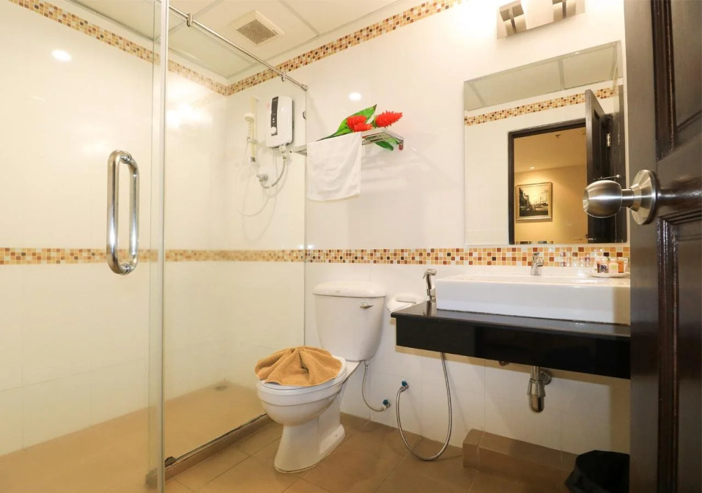 G2 Hotel Group