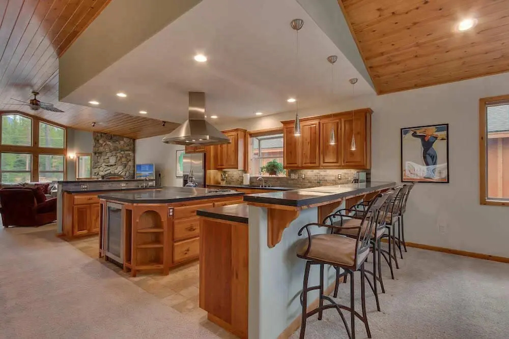 Angora Mountain Lodge - Pool Table, Ping Pong, Shuffle Board