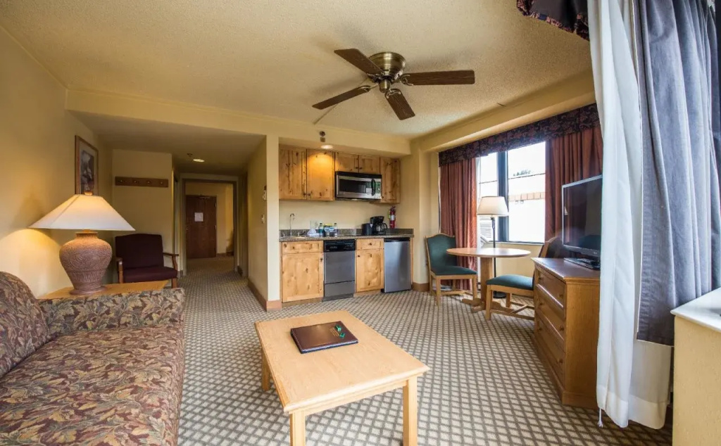 The Grand Lodge, A Vail Resorts Property