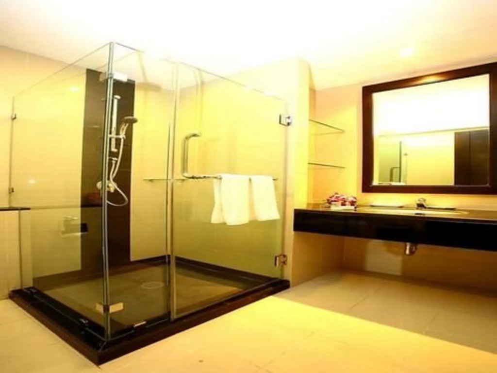 Cape Racha Hotel