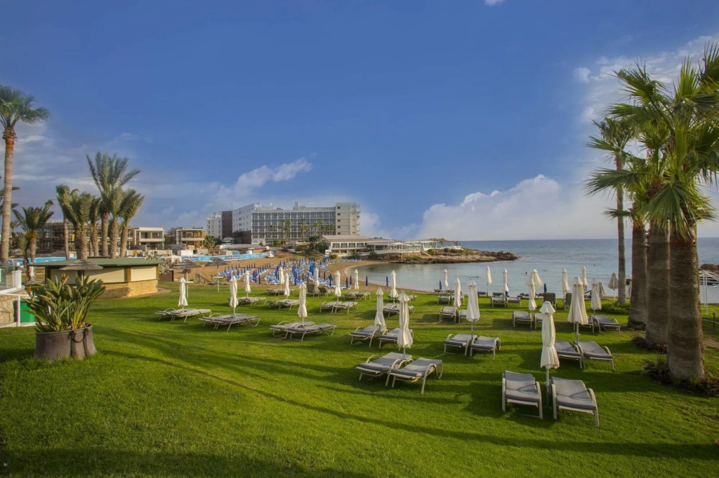 Infinity Blu - Designed for Adults by Louis Hotels