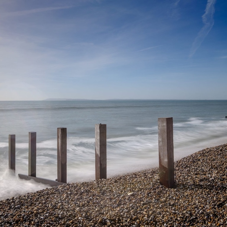 4BR Beach House sleeps 10 - 5 mins walk to the Sea
