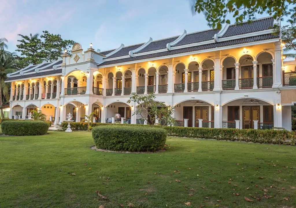 Racha Island Resort (Rayaburi)