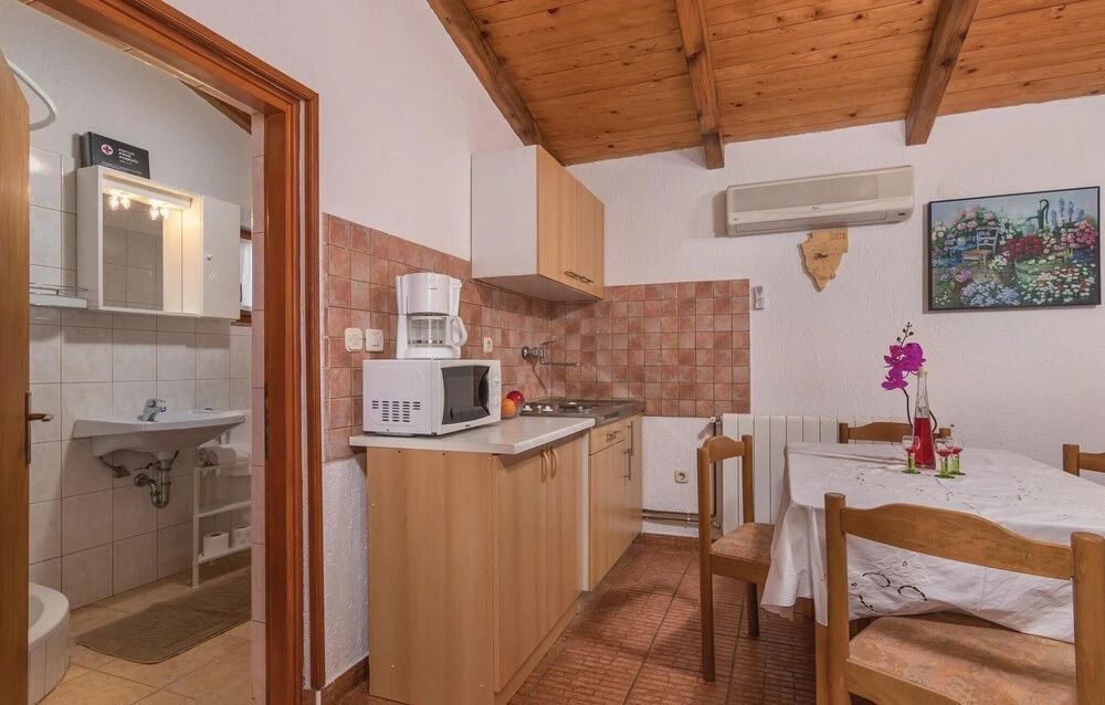 Nice Home in Visnjan With Wifi and 0 Bedrooms
