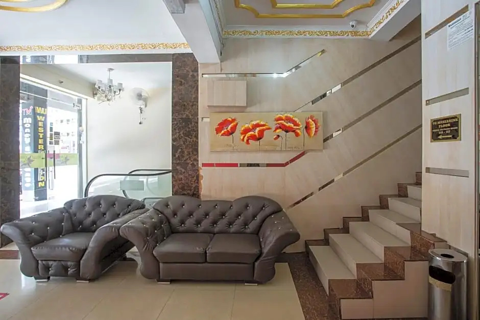 Capital O 90125 Hotel Grand Orchard