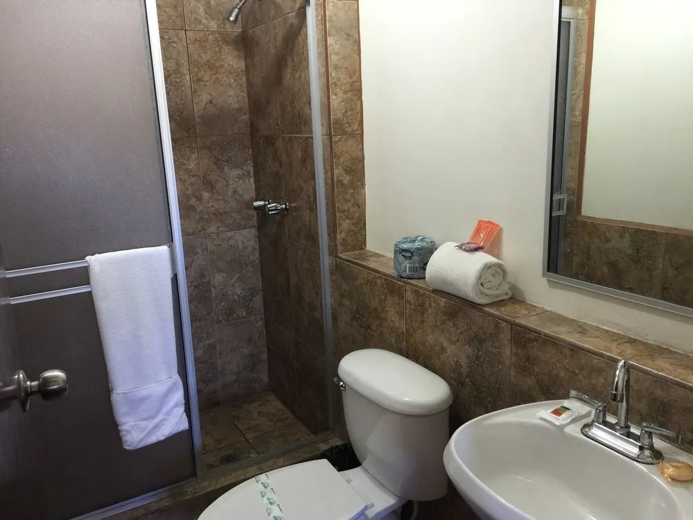 HOTEL BUGAMBILIAS