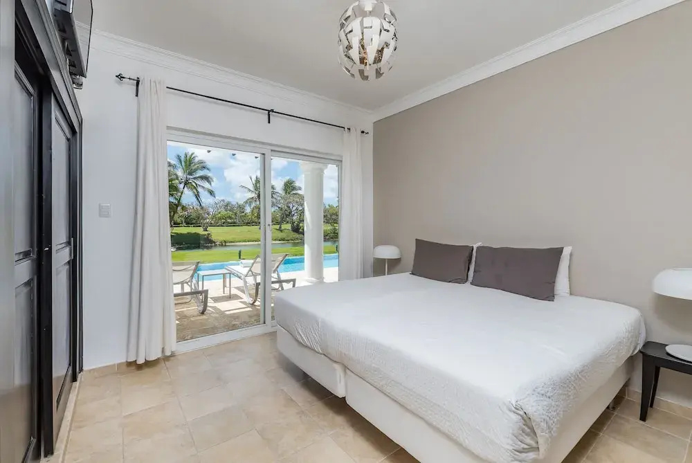 Lake View Villa