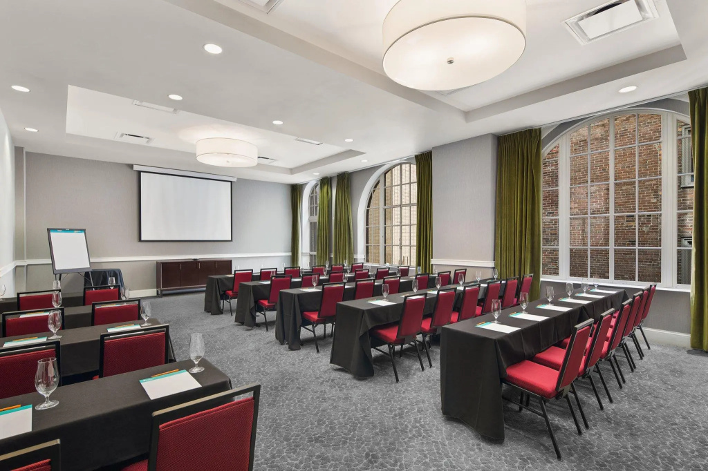 The Countrypolitan - Hotel Indigo Nashville