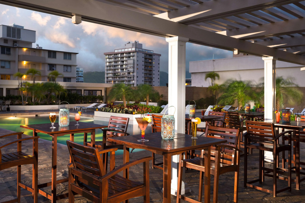 Hilton Waikiki Beach Resort & Spa