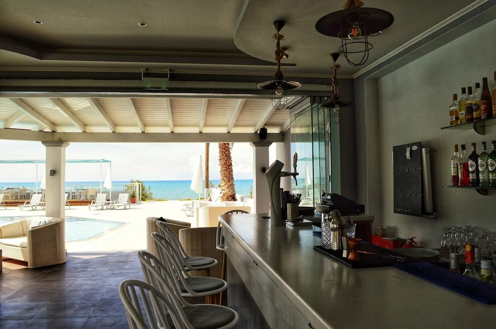 SunRose Beach Aparthotel