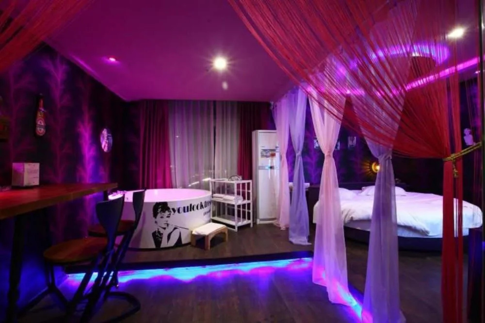 Manguo Theme Hotel