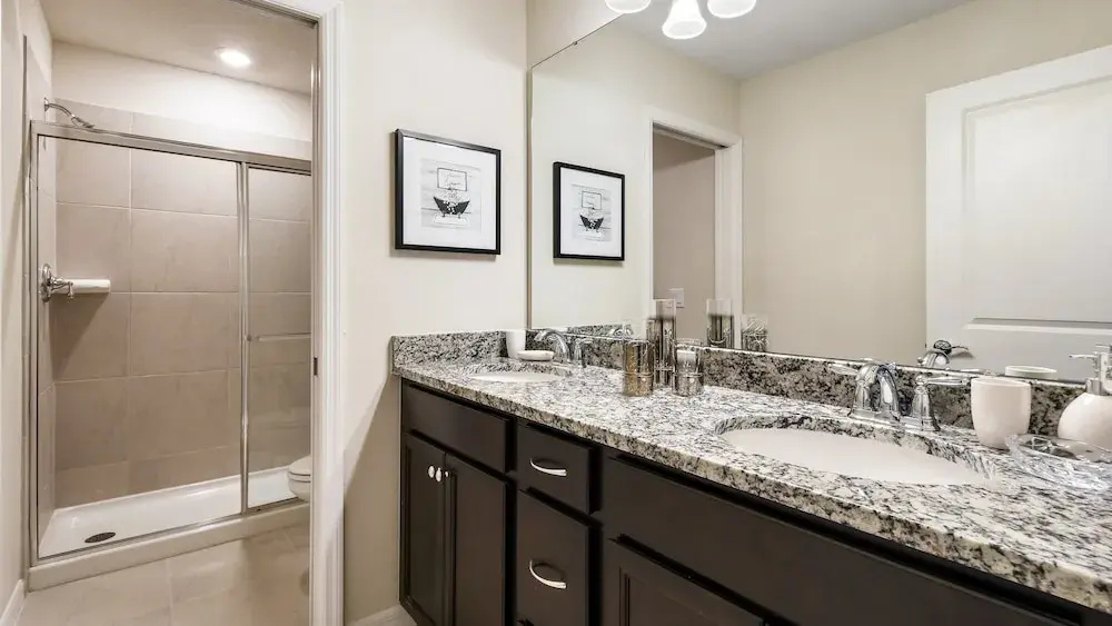 Spacious Home: Private Pool & Resort Access