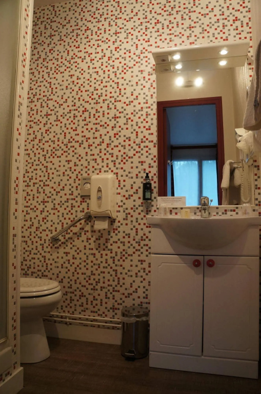 Hotel de Charme La Bonne Adresse - Logis hotels