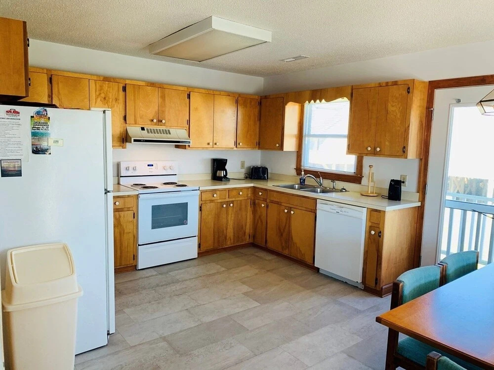 Yankee Traitor II - 4 Br Home