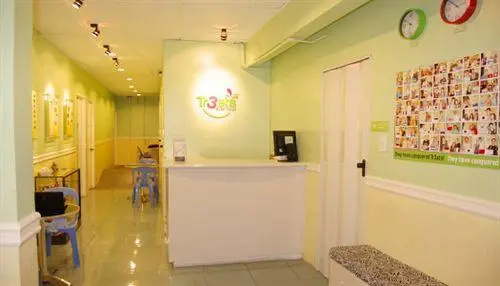 Tr3ats Guest House