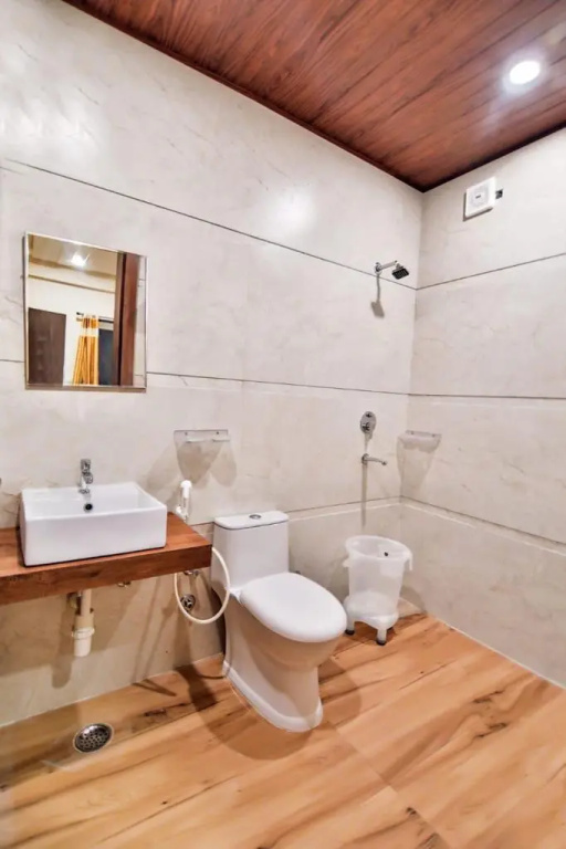 Hotel Heera Emerald
