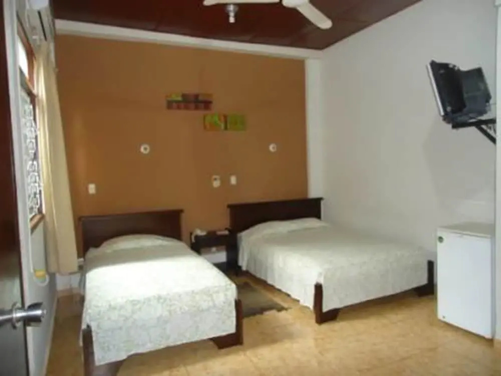 Hospedaje Komby