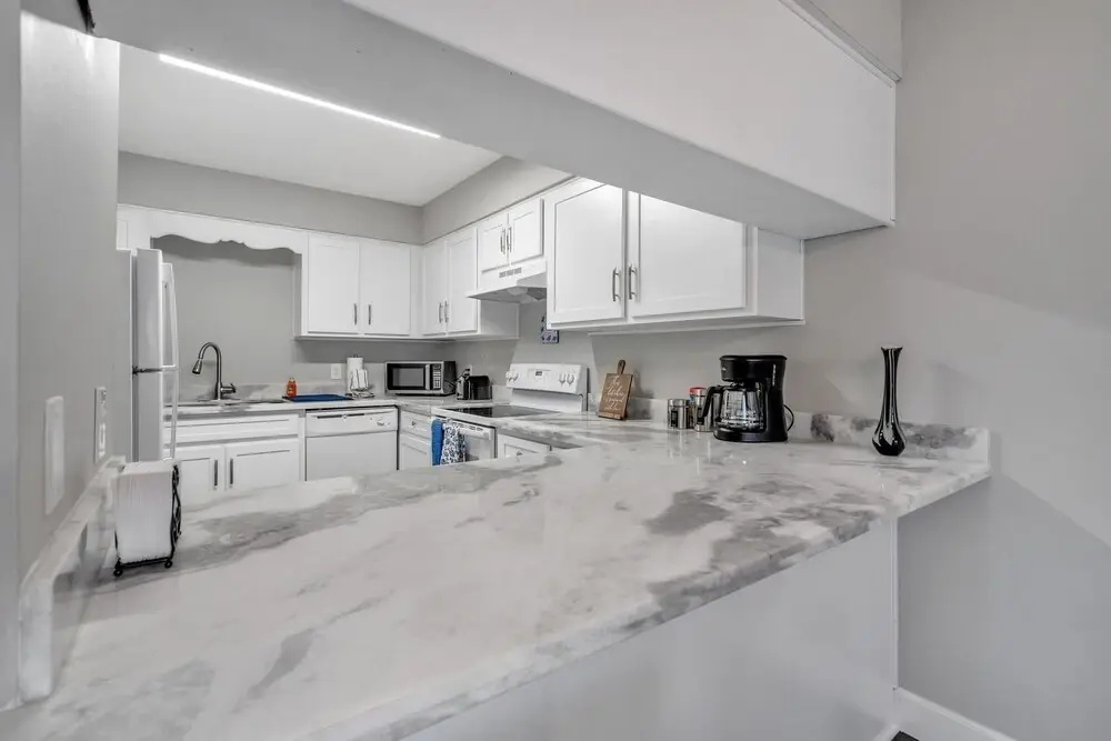 Eagles Nest 2 Bedroom Townhouse by Redawning
