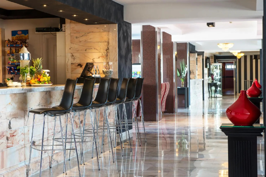 Salles Hotels Marina Portals