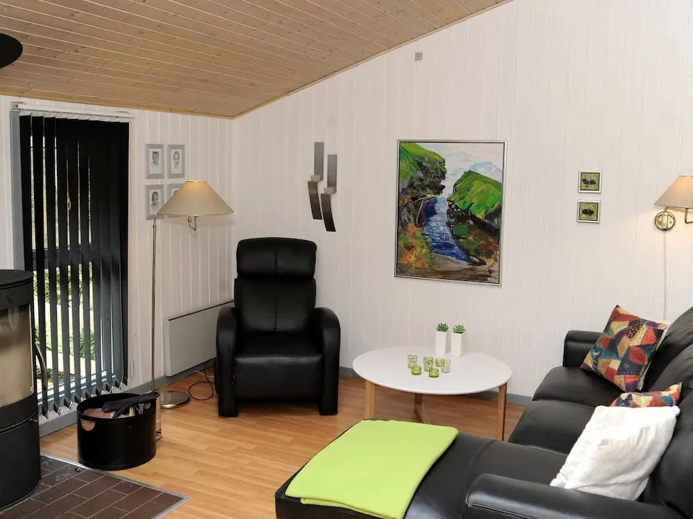 Cozy Holiday Home in Oksbøl With Whirlpool