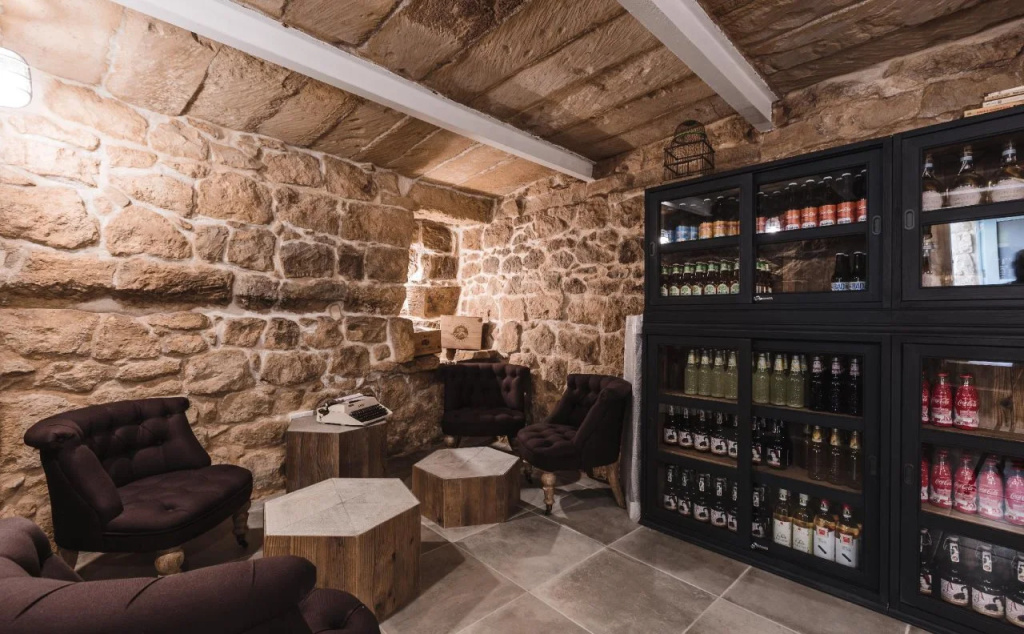 Talbot and Bons Boutique Bed & Breakfast