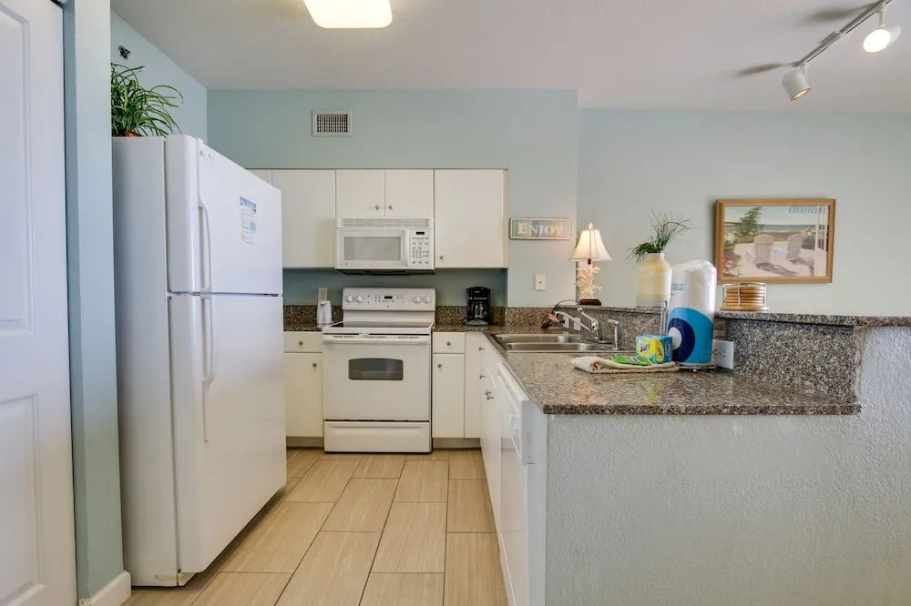 Shores of Panama 821 - 2 Br Condo