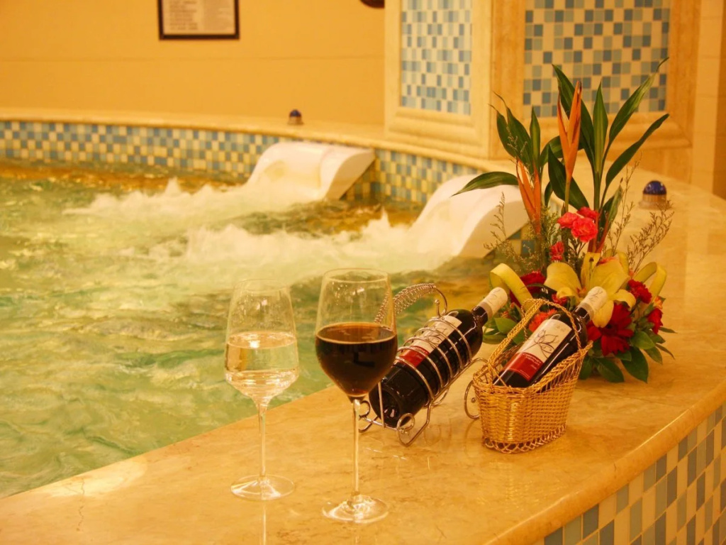 Lihua Grand Hotel
