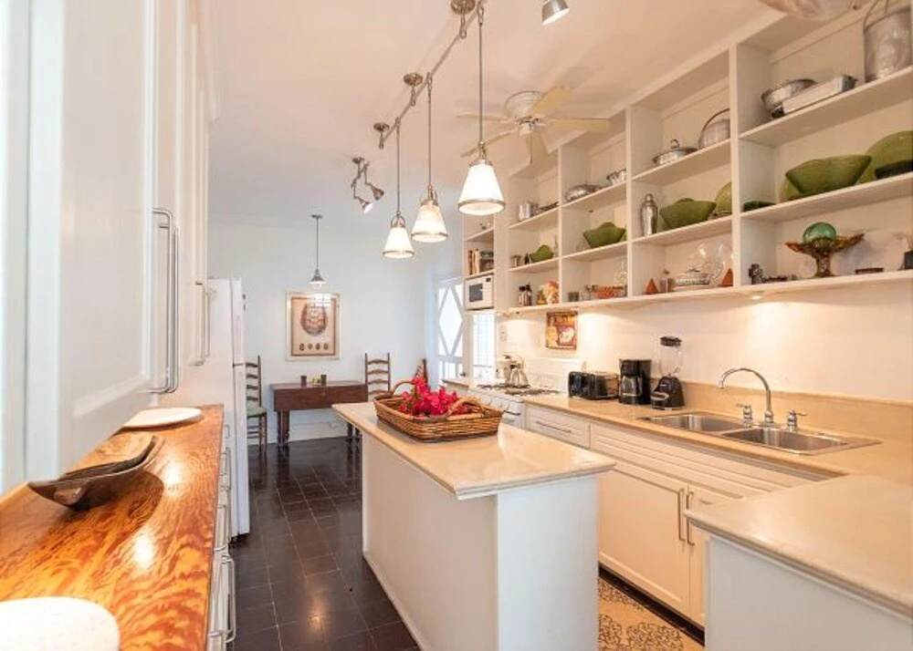 Folly & Guest House by Eleuthera Vacation Rentals