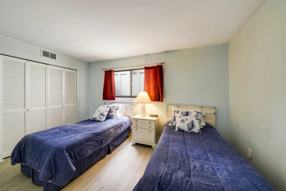 Queens Grant 733