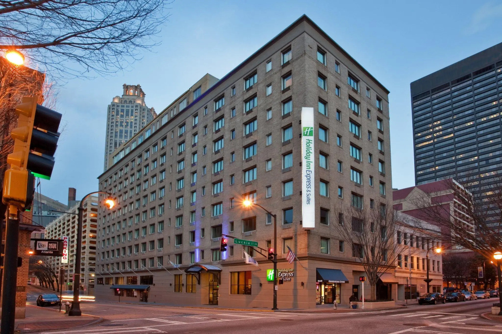 Holiday Inn Express & Suites - Atlanta Downtown by IHG