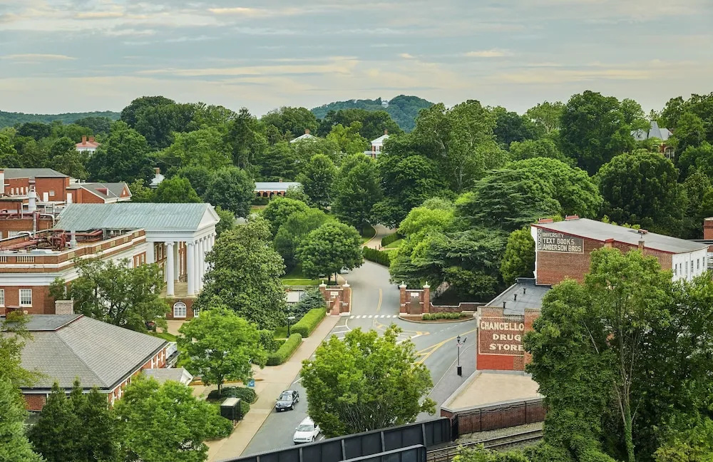 Graduate by Hilton Charlottesville