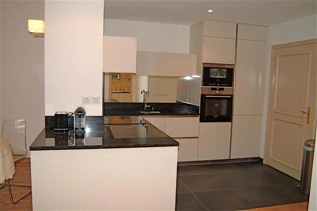 Golden Triangle 2Br/2Ba