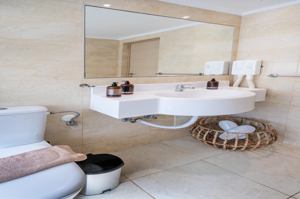 Smy Santorini Suites & Villas