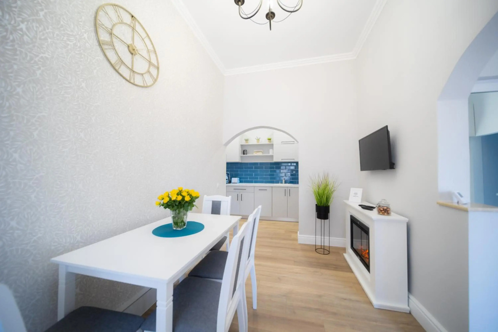 BlueSky Ultra-Central Premium Apartment