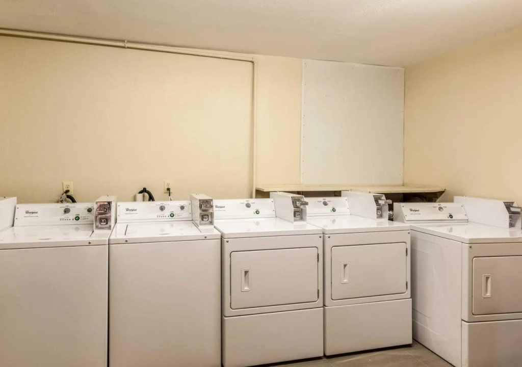 Colby Inn and Suites