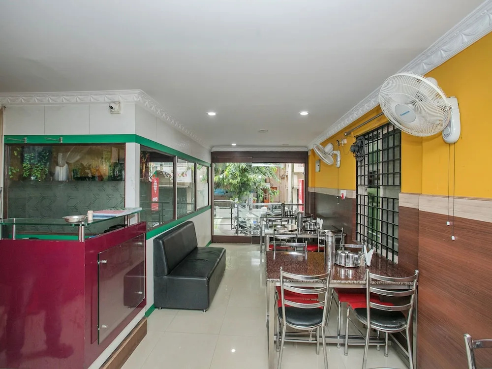 OYO 15269 Surya Inn