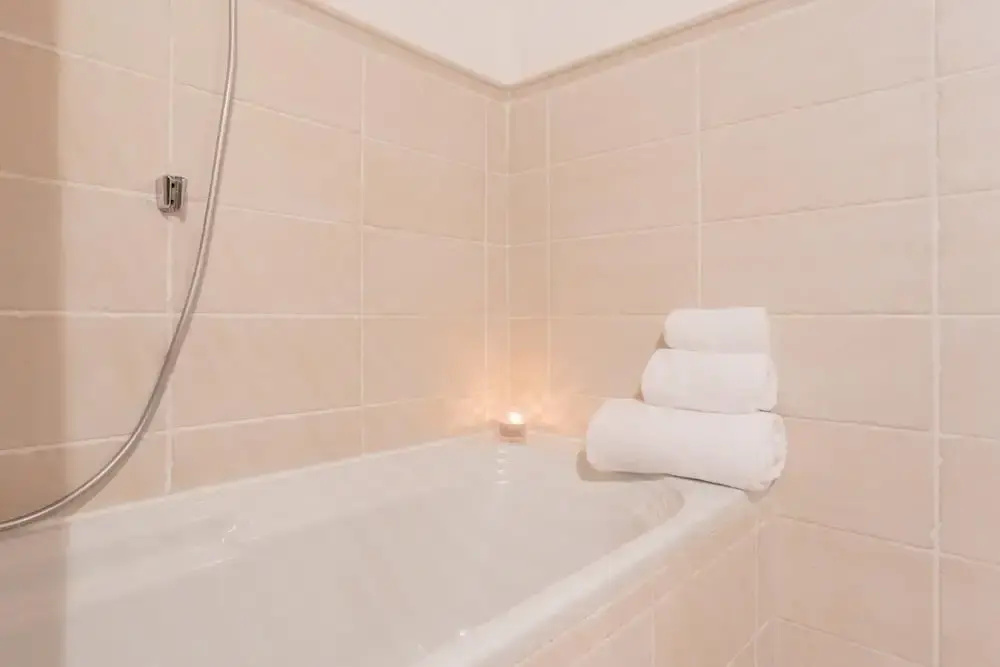 Luini 7 in Como With 2 Bedrooms and 1 Bathrooms