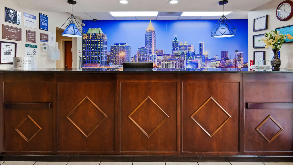 Best Western Hiram Inn and Suites