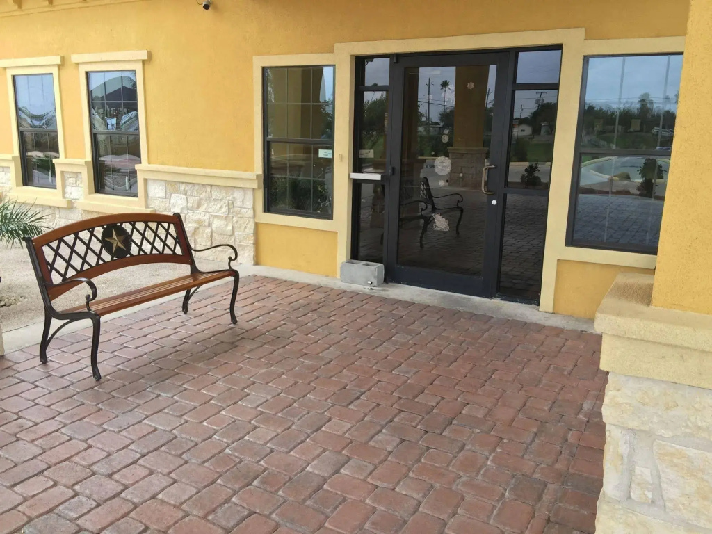 Weslaco Inn by Capital O Near Mercedes