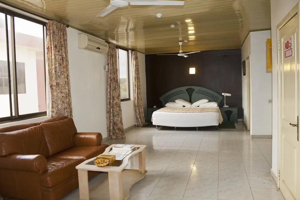 Kesdem Hotel
