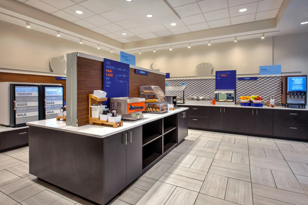 Holiday Inn Express & Suites VA Beach Oceanfront by IHG