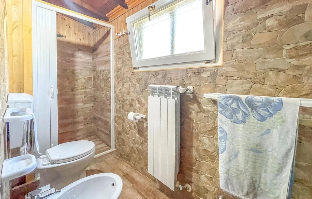 Amazing Home in Torre Vado With Wifi and 2 Bedrooms