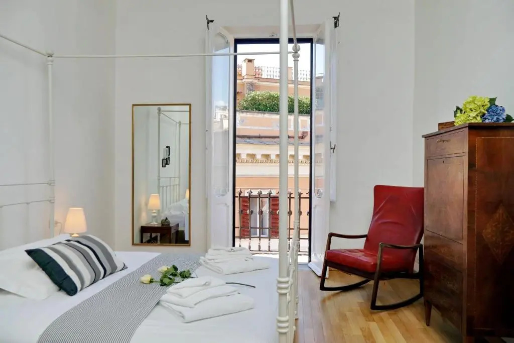 TREVI luxury with terrace